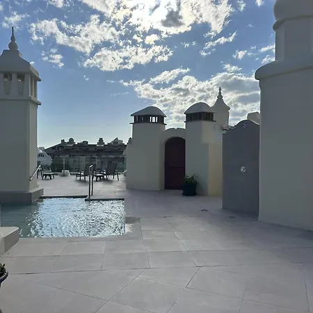 Apartment In Puerto Marina